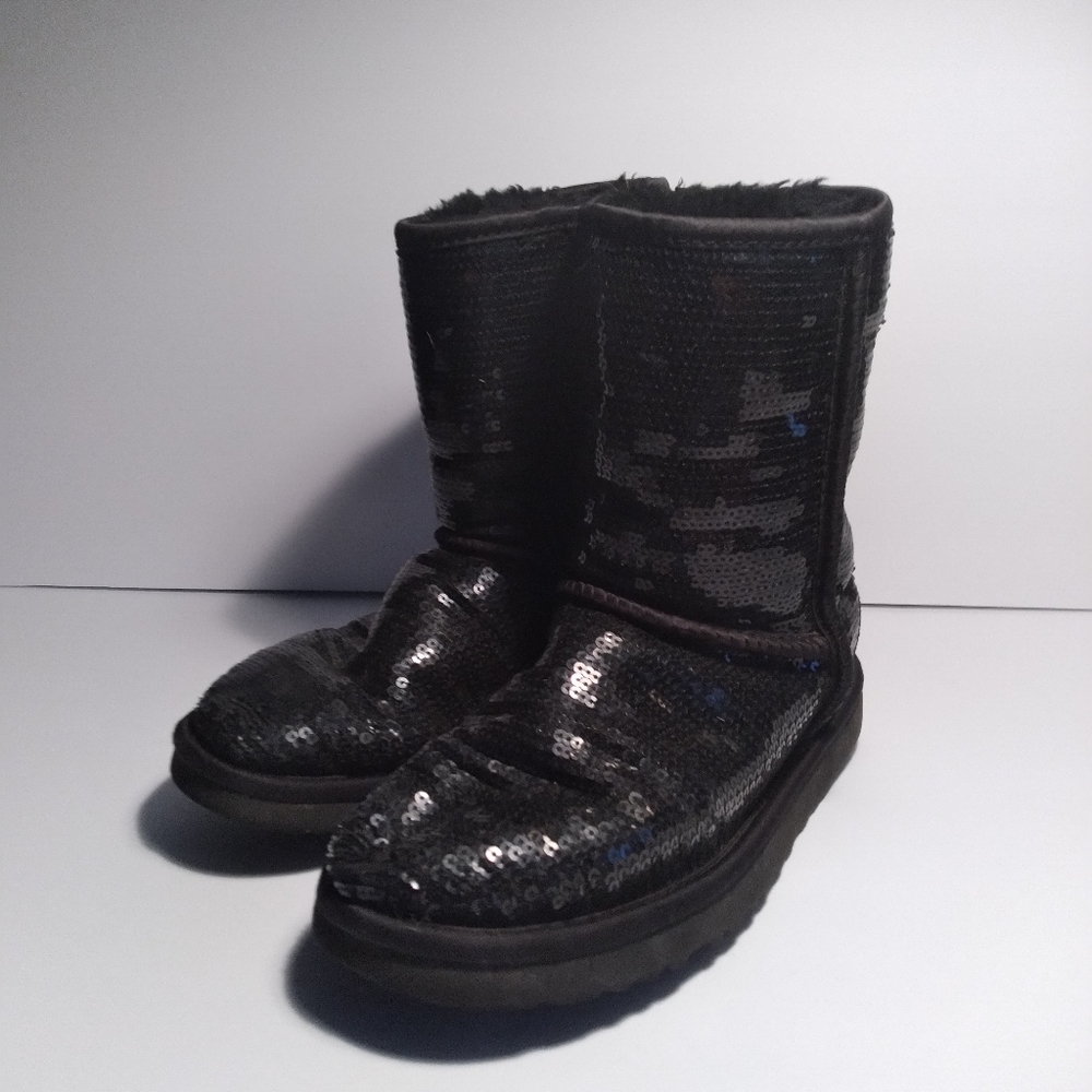 Uggs Black Sequence - image 1